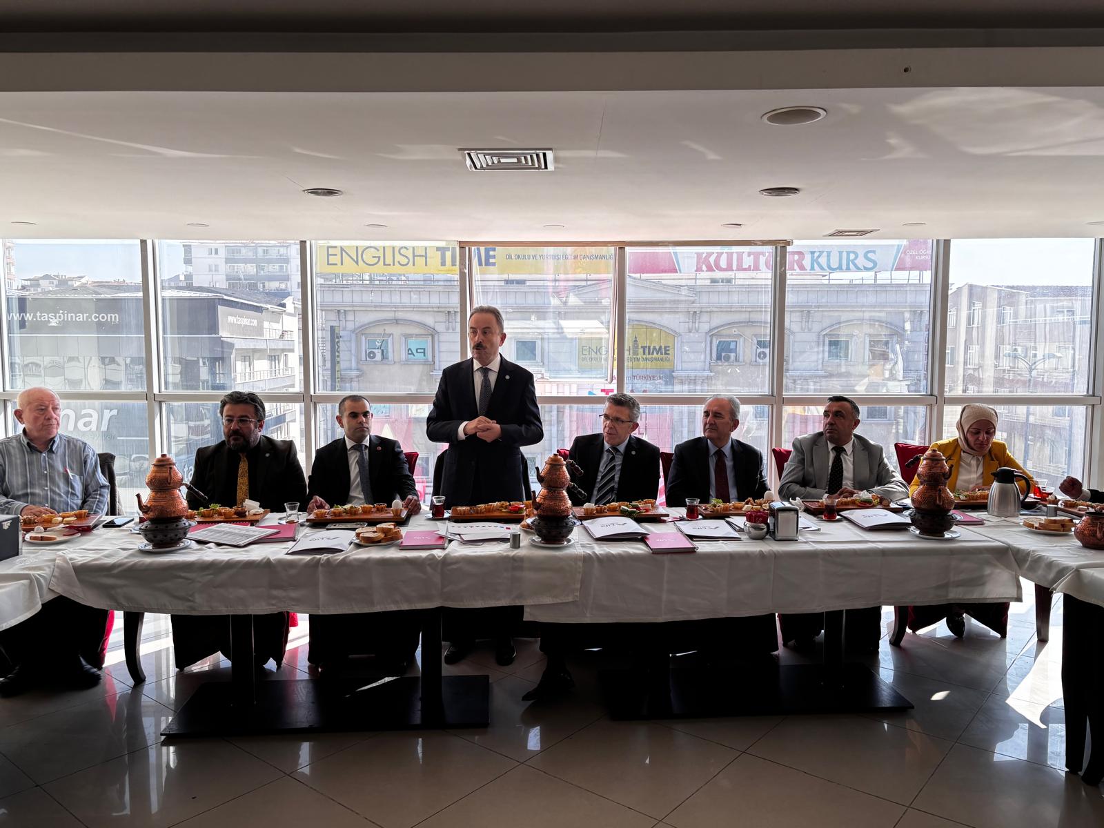 ETİMESGUTTA MUHTARLARLA BİR ARAYA GELDİK...